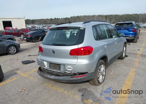 2017 Volkswagen Tiguan 2.0T/2.0T S z USA, uszkodzony, nr VIN WVGAV7AX6HK047586
